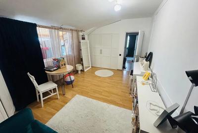 Apartament cu 2 camere decomandat, mobilat în Nicolina