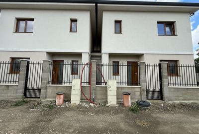 Duplex exclusivist de vânzare în Chișoda  vatra veche a satului - 20