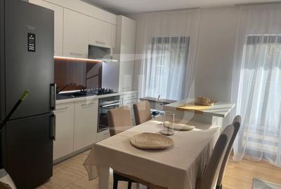 Apartament cu 2 camere semidecomandat, mobilat în Bună Ziua