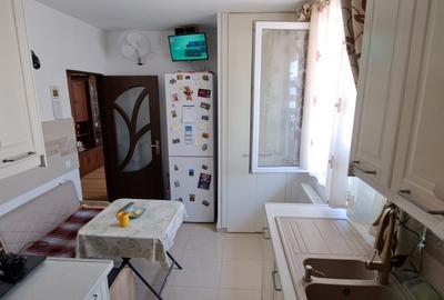 Apartament de vanzare, 55mp, terasa de 8mp, parcare, zona Regal - 6
