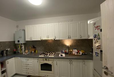 Duplex cu 4 camere si mansarda. Complet mobilat si utilat. Comision 0 - 10