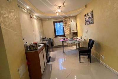 Apartament 2 camere Zona Cafeneaua Rendez-Vous - etaj 2 - 60 mp - 1