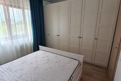 Apartament cu 2 camere decomandat în Titan