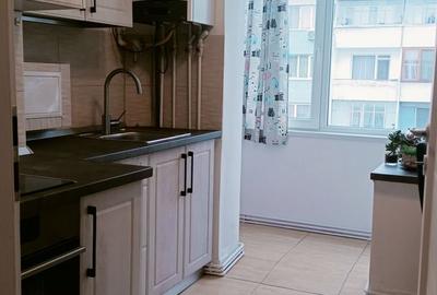 Apartament de închiriat – 3 camere, Piața Mihai Viteazu - 2