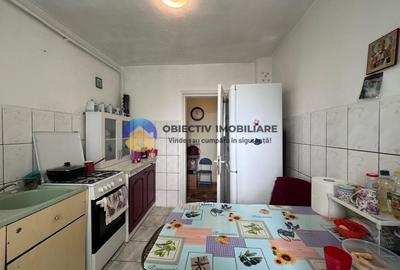 Apartament de vanzare – 2 camere, cartier Precista, etaj 4 - 10