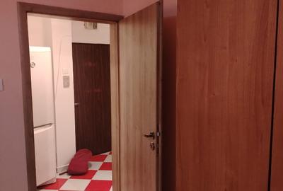 Inchiriere garsoniera MODERNA FAVORIT - 3 min. metrou Favorit - 1