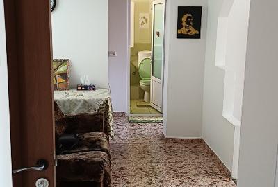Închiriez apartament 3 camere - 7
