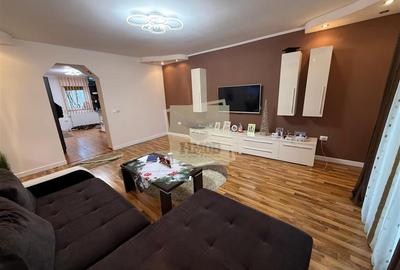 Casa noua cu 5 camere 2 bai in Terezian - 1