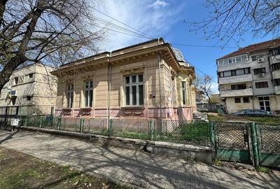Teren 872 mp +cladire 328 mp, ULTRACENTRAL str Simion Barnutiu - 6