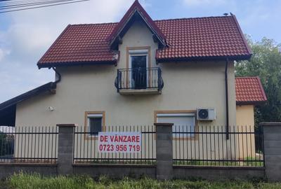 Duplex cu 4 camere în Dumbrăvița