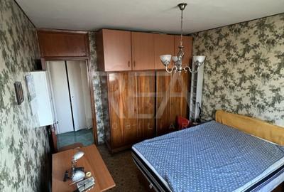 Apartament cu 3 camere semidecomandat în Gorjului