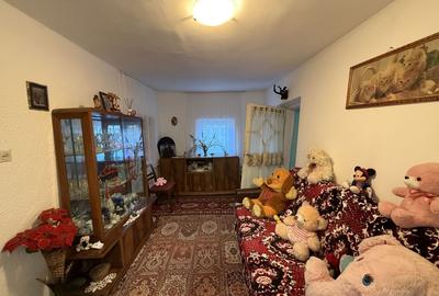 Casa demolabila  și teren 800mp cu toate utilitățile deschidere 26,5mp - 16