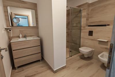 Apartament 3 camere vedere frontala spre mare - 12