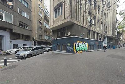 Apartament cu 5 camere decomandat în Universitate