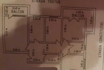 Apartament cu 4 camere decomandat în Central