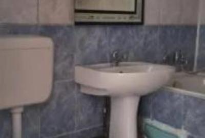 Rahova/Petre Ispirescu ,ap 2 camere mobilat,bloc 1980/ 90.000euro - 10