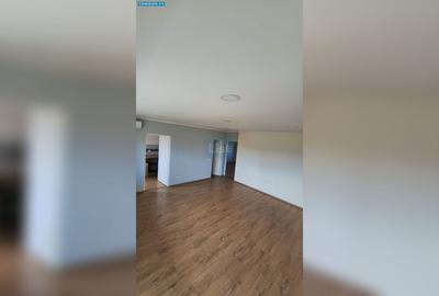 Apartament cu 2 camere decomandat în Dâmbul Rotund