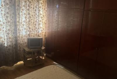 Anda..apartament 54 camere decomandat