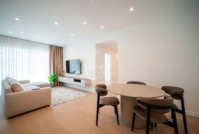 Apartament cu 3 camere semidecomandat în Barbu Văcărescu