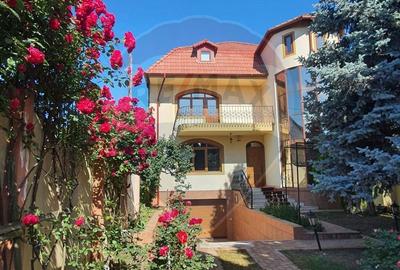 De VANZARE Casa spatioasa S+P+1E+M | Zona STIREX in Galati - 1