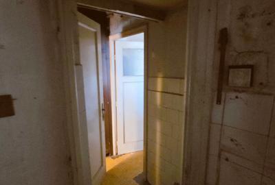 2 camere Caderea Bastiliei etaj 1/6 imobil U3 - 12