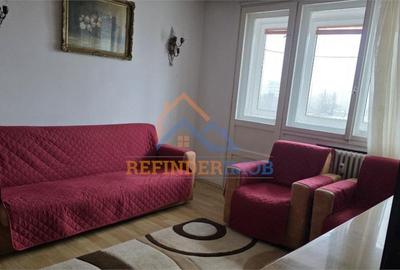 Apartament cu 3 camere nedecomandat în Drumul Taberei