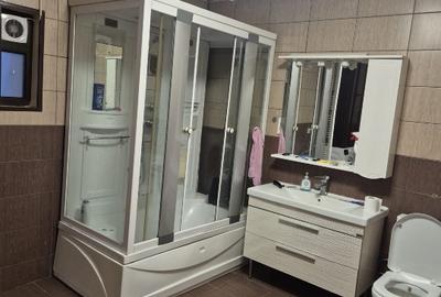 Inchiriez Spatiu comercial et 1 - 2