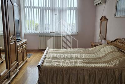 Casa individuala de vanzare pretabila pentru pensiune, Giarmata - 19