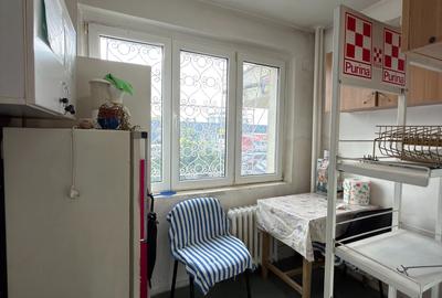 Spatiu comercial Pantelimon,vis a vis de piata Delfinului,Aleea Dobrina 4 - 12