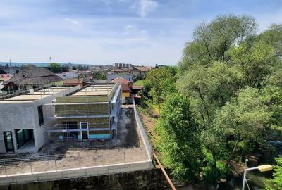 De vanzare apartament 2 camere, Tg. Mures, Bloc nou, Central - 12