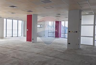 Spațiu de birouri ultracentral ideal pentru echipe mari/sediu firmă - 2