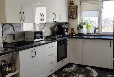 Apartament de vanzare 2 camere transformt in 3, zona linistita - 3