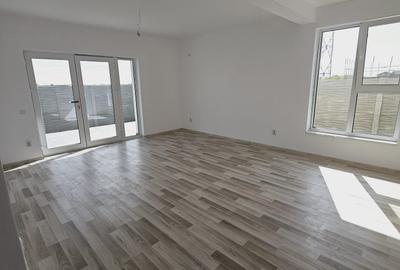 Casa parter 3 camere - Com.Berceni - 12