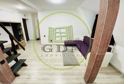Apartament renovat la mansardă – zona Semaforului / Vasile Aaron - 1
