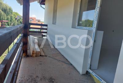 Duplex de vanzare 150 mp P+1E 4 camere 145 mp teren liber Cisnadie - 12