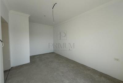 Apartament 3 camere - bucatarie separata - curte proprie - 4