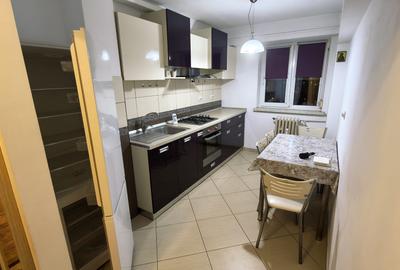 Apartament cu 2 camere decomandat în Km 4-5