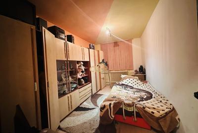 Apartament 3 camere | 54 mpu | zona Mehedinti Manastur - 5
