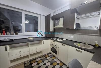 Royal Imobiliare - Vanzare apartament 2 camere zona 9 Mai - 14