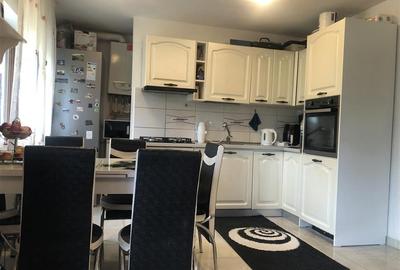 Apartament spatios cu 4 camere si 2 balcoane zona Noua - 16