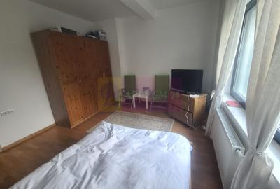 Vila de vanzare cu 6 camere in Cornu (teren 6.600 mp) - 23