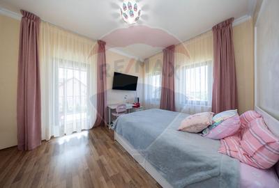 Casă  superba complet utilata teren 660mp - 24
