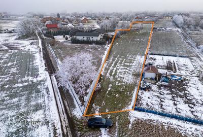 Teren Construcții intravilan de 2600 mp, în Sânpaul