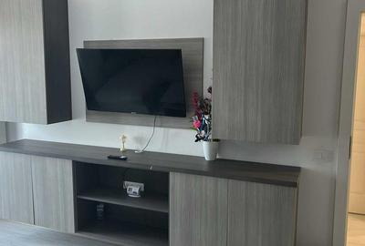 Apartament cu 2 camere decomandat în Valea Adâncă