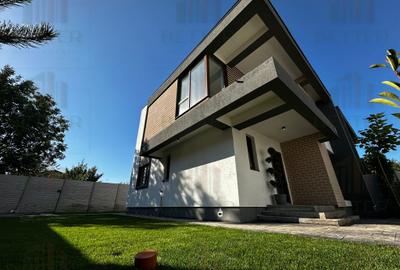 Casă cu 5 camere în Berceni