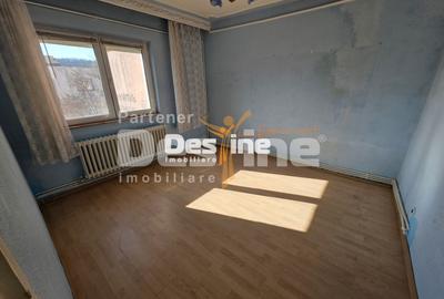 APARTAMENT 2 CAMERE, DECOMANDAT,  MIRCEA CEL BATRAN, 69.990 EURO - 3