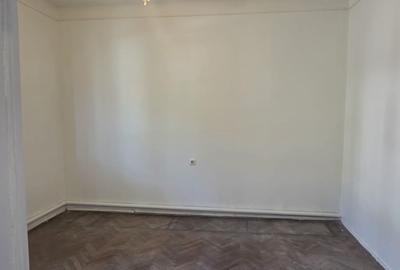 Casă cu curte în zona Tineretului-Budapesta - 15