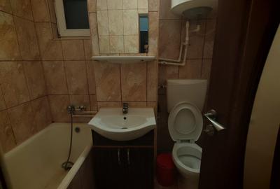 Alunisului- zona Marinarul, 2 camere, etaj 2, renovat - 5