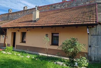 Garsoniera confort sporit, in casa libera la vanzare zona Central - 10