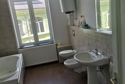 Casa Demisol si parter, 4 camere, ULTRACENTRAL - 8